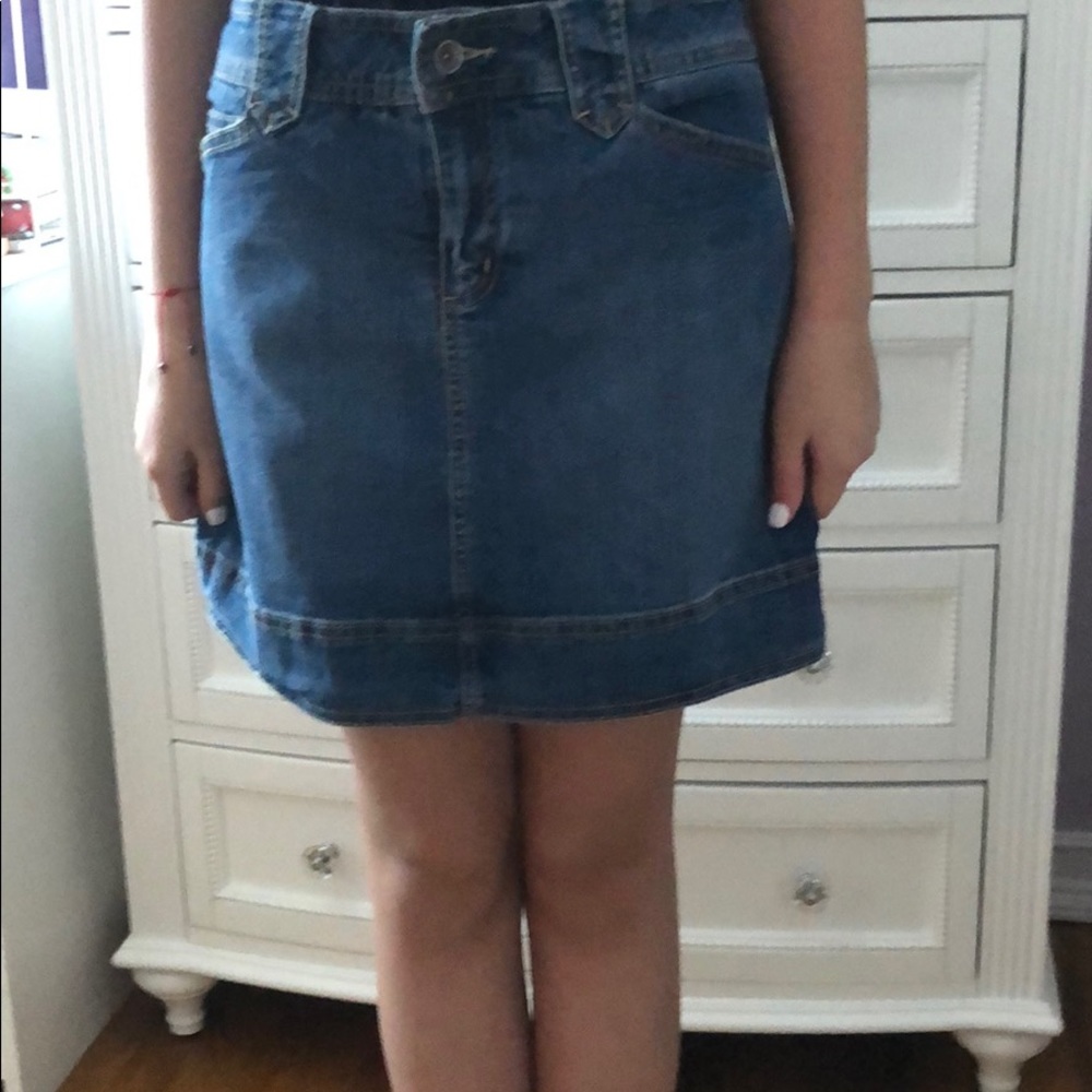Jean skort